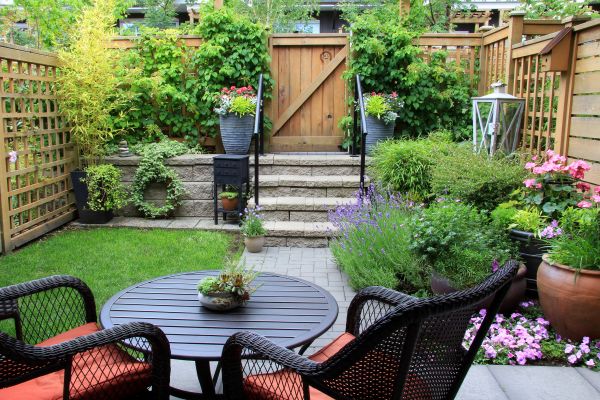 Small Yard Landscaping in State College